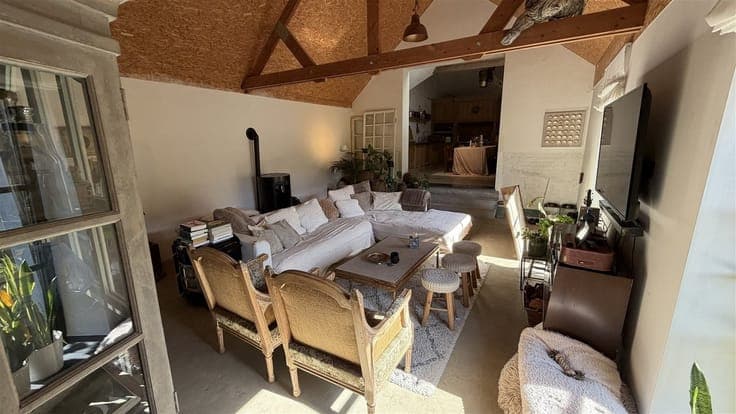 UNIQUE RURAL FARM ON 8,035 M² A DREAM FOR HORSE LOVERS, LARG