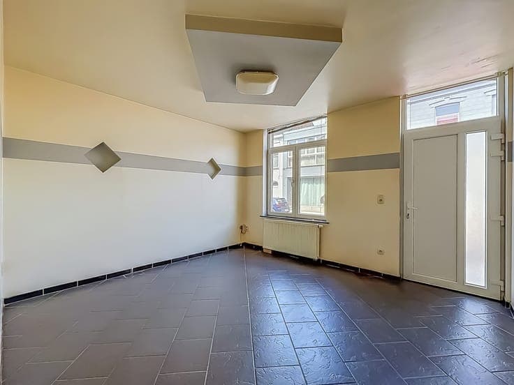 JOLIE MAISON 2F AVEC GRANDE ET AGREABLE PARCELLE DE JARDIN