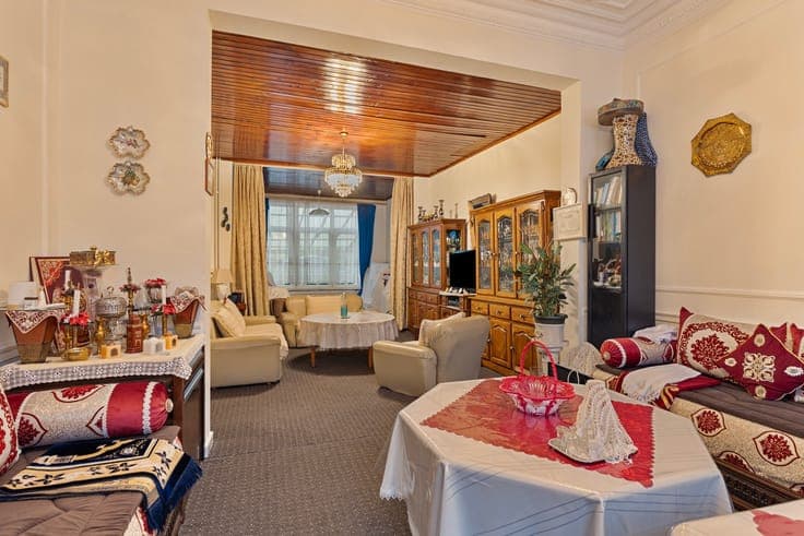 Spacious family home for sale in Molenbeek - Brussels at Tou
