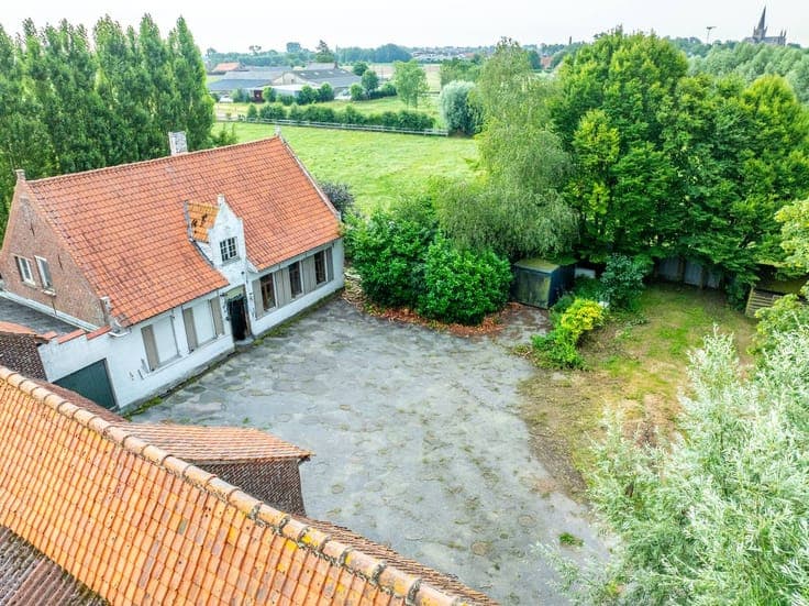 Unique farm located in Moorslede