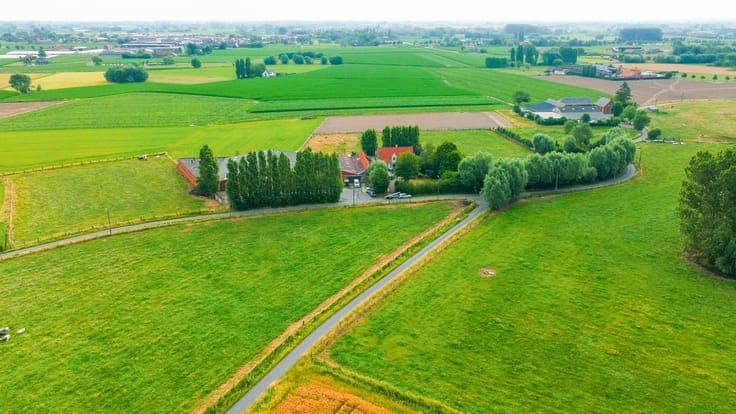 Unique farm located in Moorslede