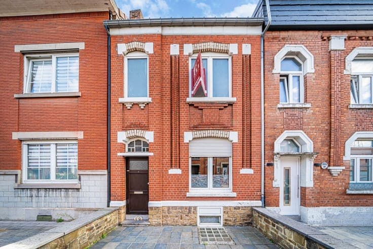 Terraced House