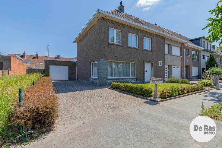 AALST–Goed onderhouden halfopen bebouwing met garage en tuin