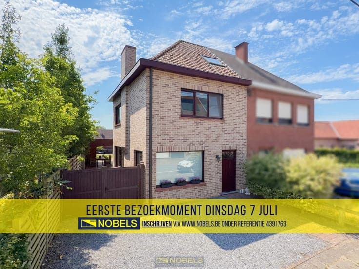 Te koop, Instapklare gezinswoning met trendy interieur en...