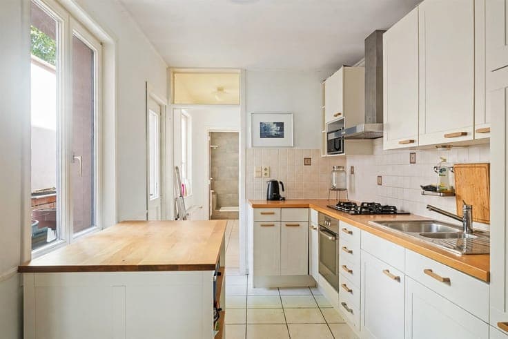 3-bedroom townhouse.