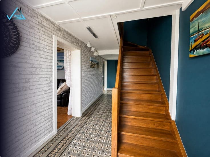 Charming 3-sided house in a quiet location