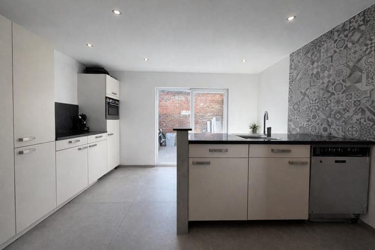 BELLE MAISON - RENOVEE - PEB C - 3 CH - TERRASSE
