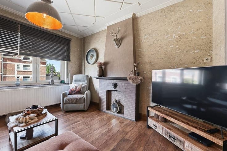 CHARMANTE WONING MET GEZELLIG TUIN EN GARAGE IN GINGELOM