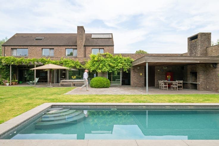 Architecturale villa met zwembad aan Sterrebos - Rumbeke
