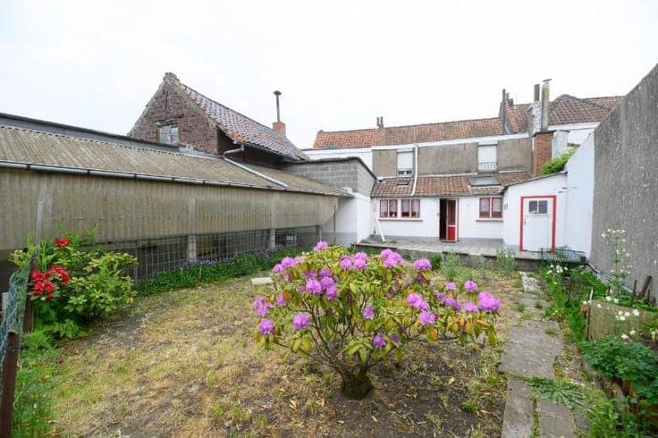 House in Ramegnies-Chin