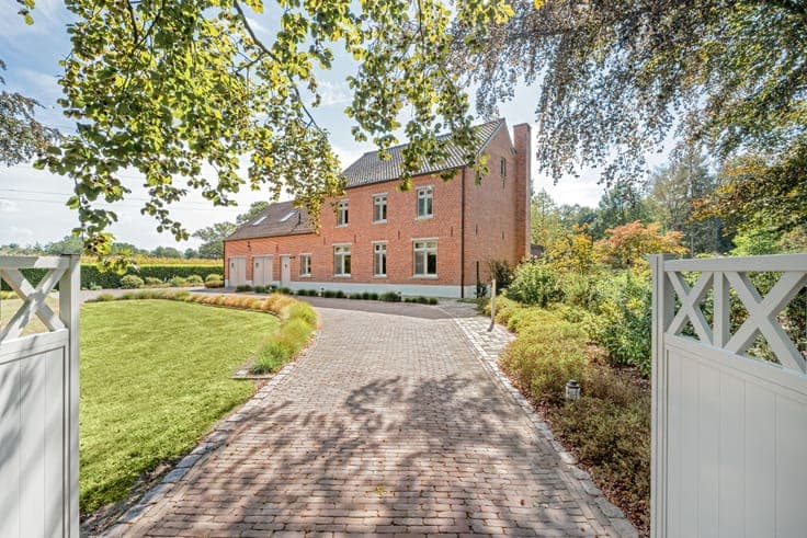 Characterful property on a 8 Ha estate in Balen