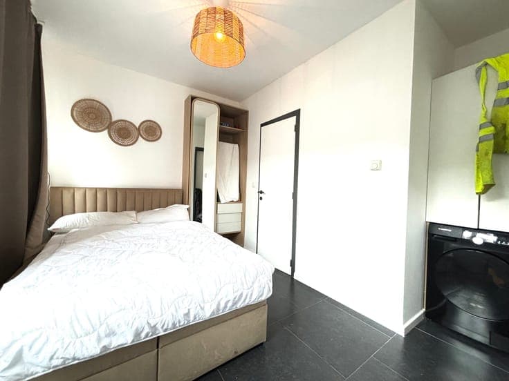 BELLE MAISON - EXCELLENT ETAT - REVENU LOCATIF 1600€ - 2CH