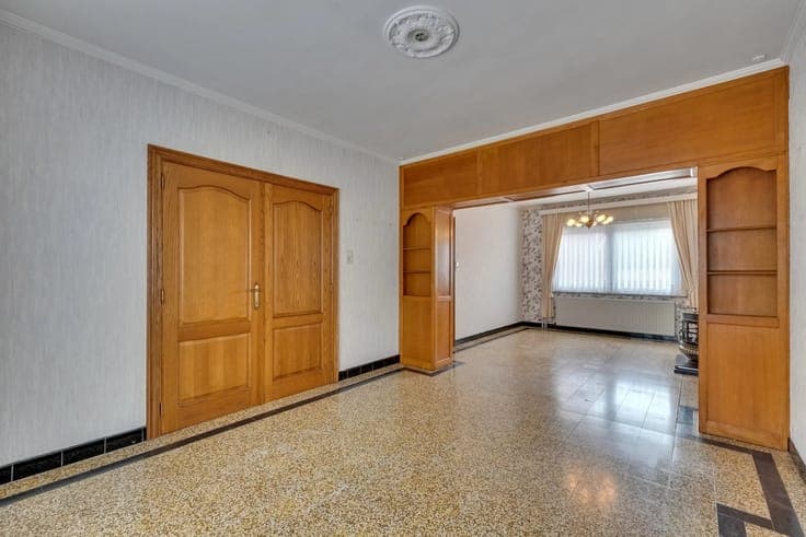 Sale - House Gingelom - 377,500 €