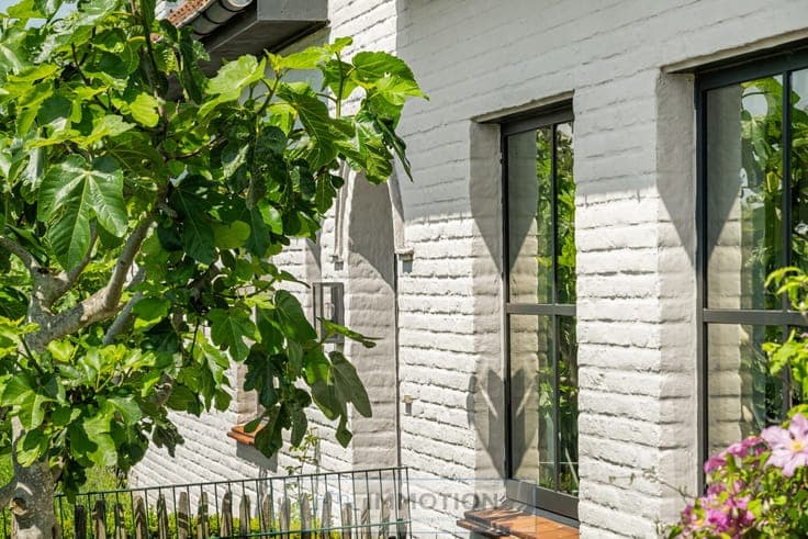 Uniek gelegen villa met prachtig landelijk uitzicht in Zw...