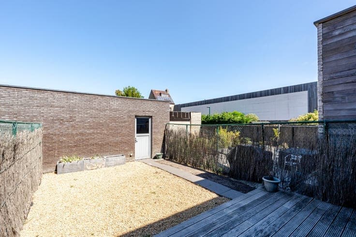 House with spacious garage for sale in De Panne!