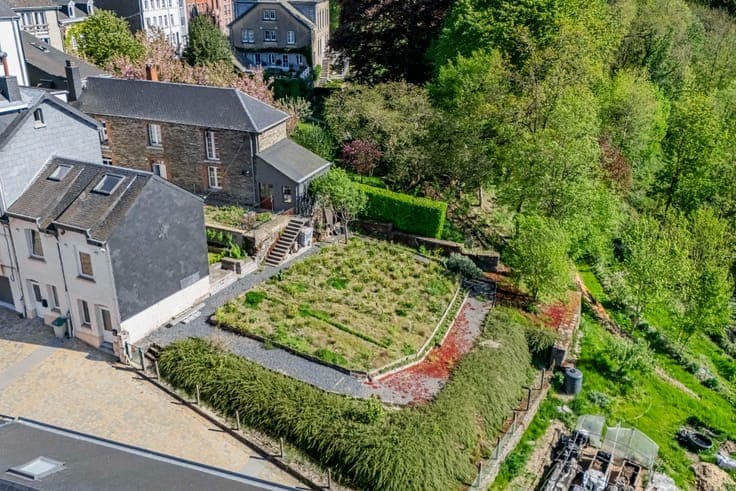 3-Bedroom Semi-Detached House with Garden & Building Plot