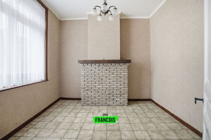 House with exit in Proven