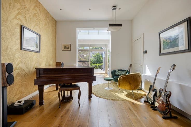 Renovated townhouse | EPC A | Liberal profession possible