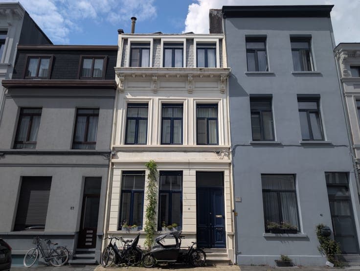Charming three-bedroom home in Antwerp