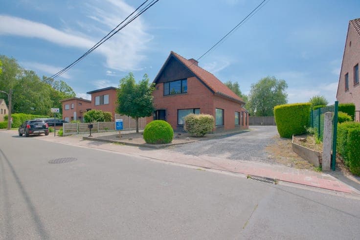Lichtervelde - Woning met 3 slpks en garage op perceel va...