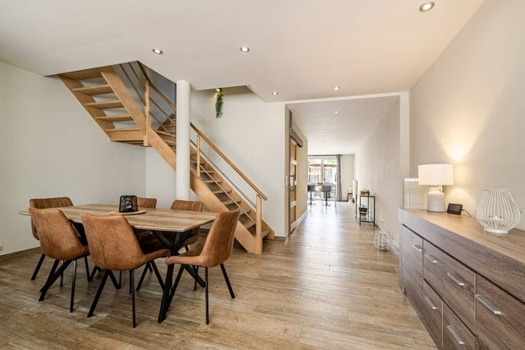 Turnkey family home with sunny garden in the heart of Zeebr