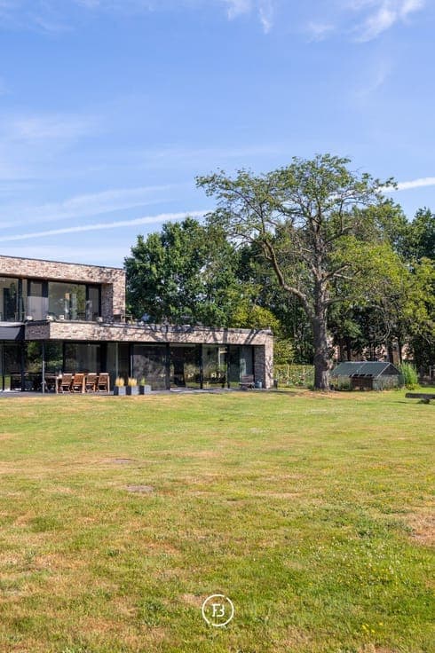 Modern Villa