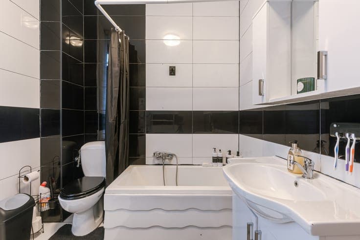 Characterful family home with 4 bedrooms near Sint-Jacobs