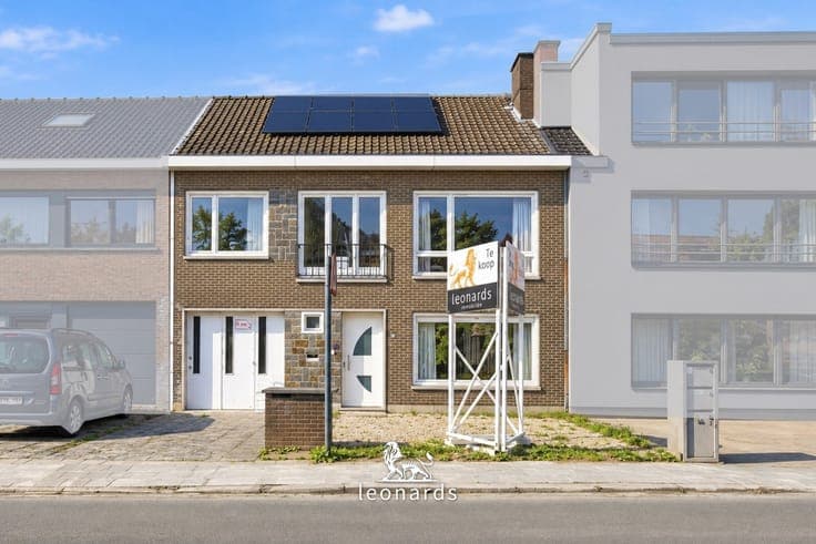 Family home with 4 bedrooms and large garden in Wervik