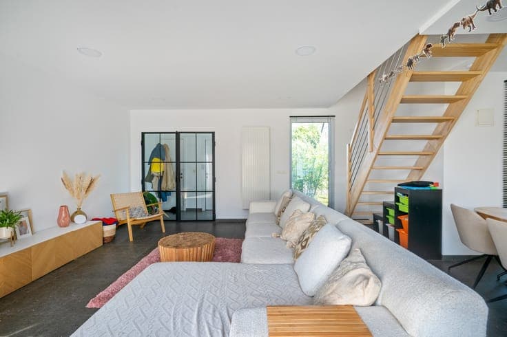 Recente instapklare woning met 4 slpkrs en tuin te Gelrode