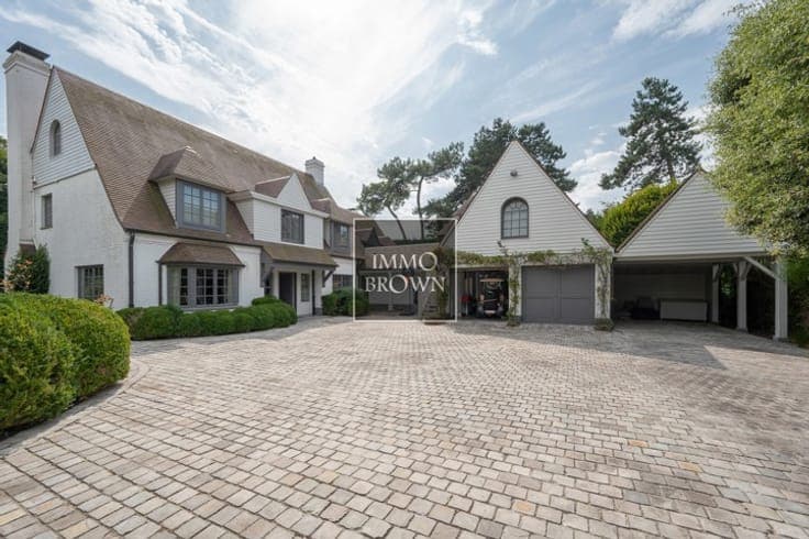 Villa for sale in Berkenlaan Knokke-Zoute with 6 bedrooms