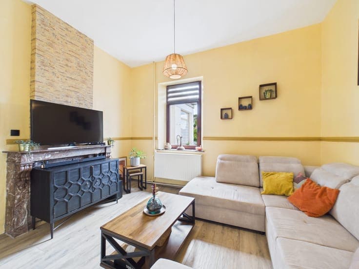 3-bedroom house with TERRACE & GARDEN