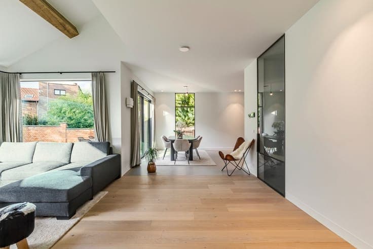 Exclusive new-build home with 4 bedrooms and 2 bathrooms