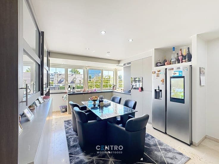 Woning met opslagruimte op zeer strategische locatie!