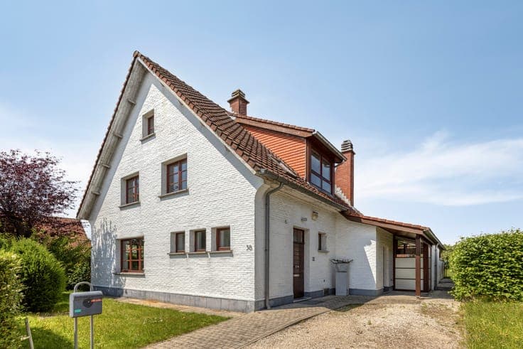 Spacious detached home with sunny garden in Nieuwenbos