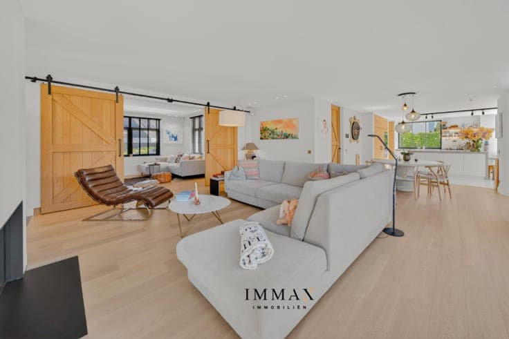 High-quality parsonage in a rural setting