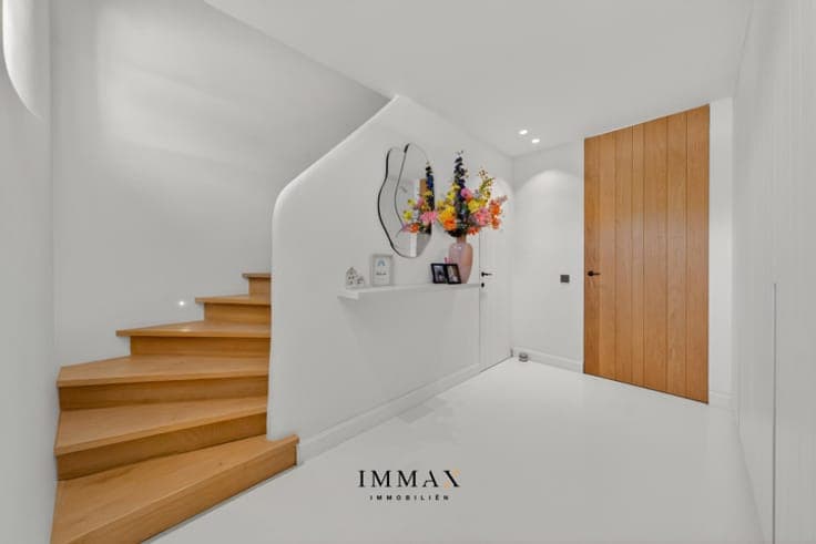 High-quality parsonage in a rural setting
