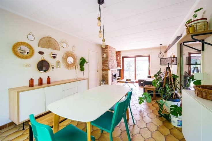 Charming detached house with a large yard
