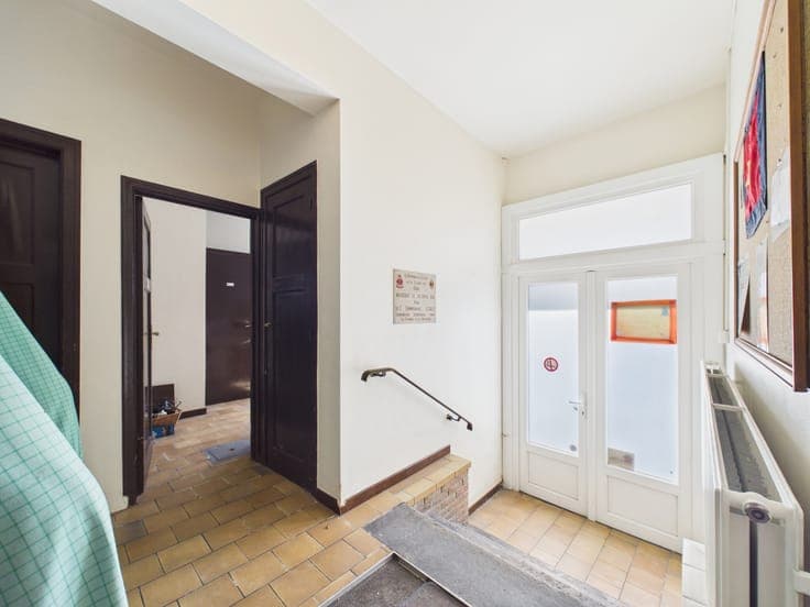Mixed-Use Property with FUNCTION ROOM & 3-Bedroom House