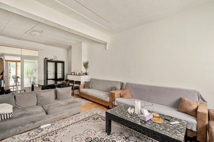 Karaktervolle stadswoning met 5 slaapkamers en zonnige tu...