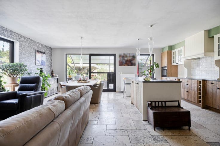 Move-in Ready Family Home with 4 Bedrooms