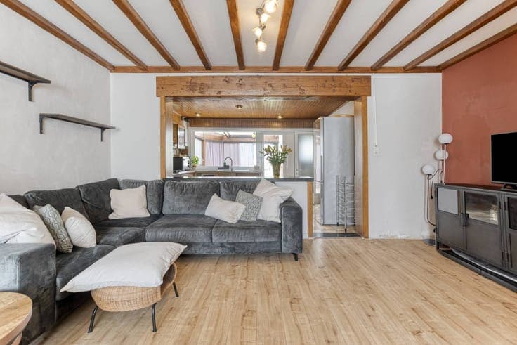 House for sale in Borsbeek with large garden and garage