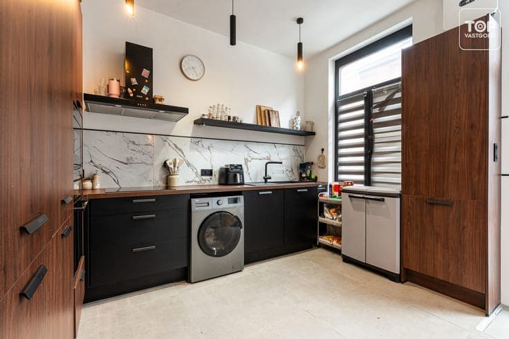 Recent gerenoveerde woning met 4 slaapkamers op TOPlocatie