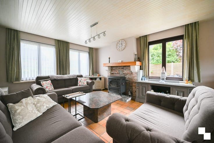 Ruime gezinswoning in doodlopende straat te Izegem