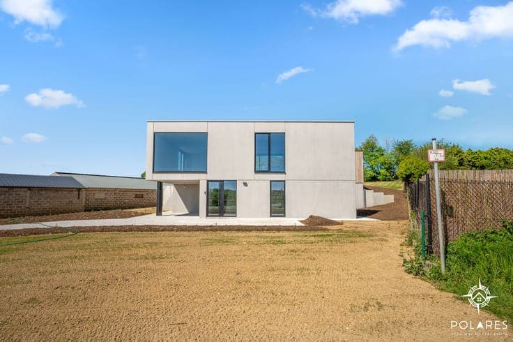 Ultra-modern villa with a swimming pool