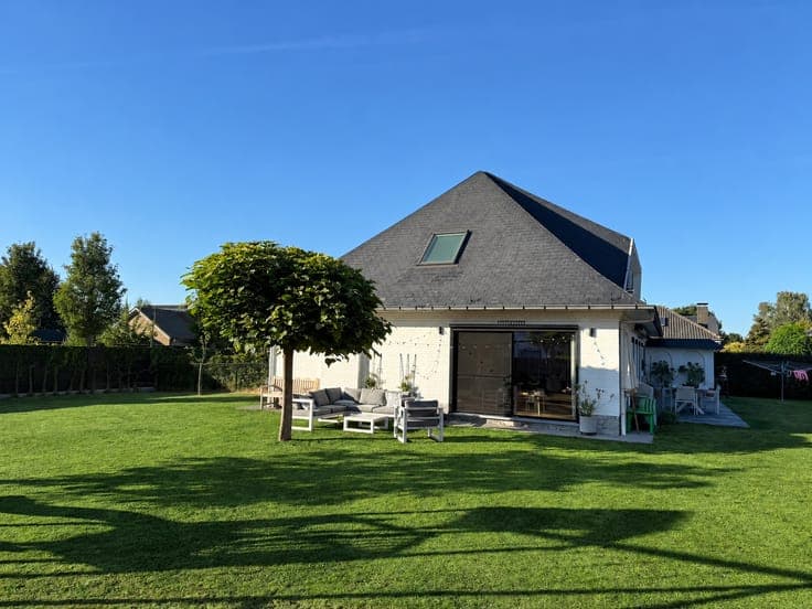 Ready-to-move-in renovated villa in Londerzeel