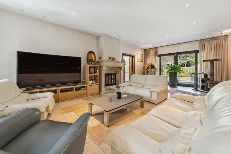 Spanish villa on 8,670 m² in the heart of Schoten