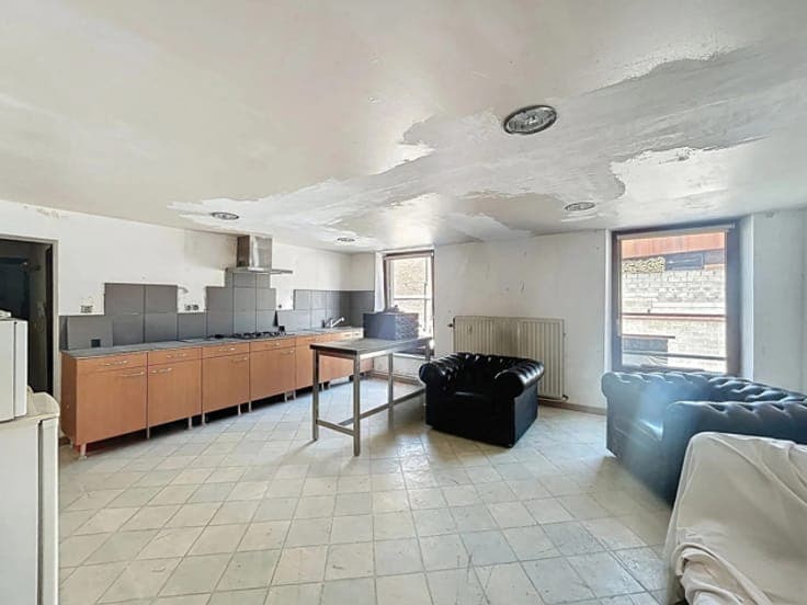 Mixed-Use Building in the Heart of La Roche-en-Ardenne