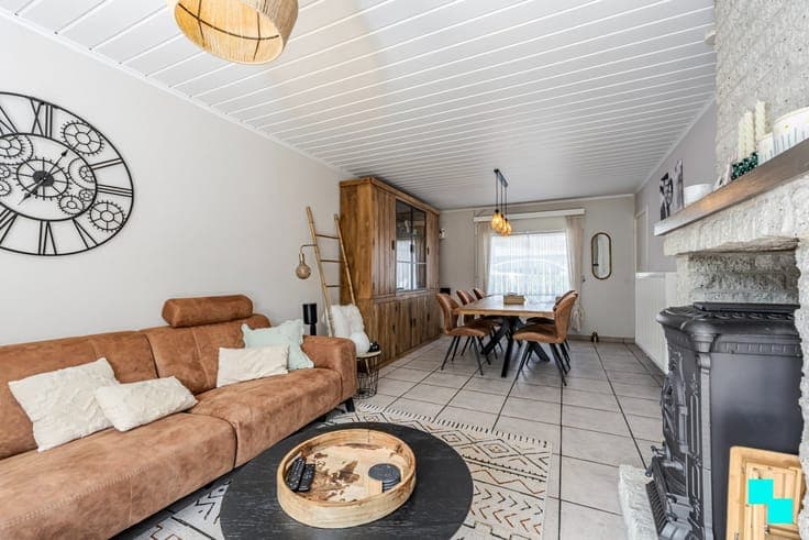 Charmante HOB met garage en leuke tuin - Roeselare