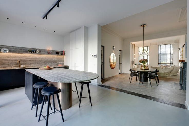 Stylish luxury townhouse at 't Zuid with ample outdoor space