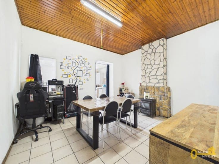 4-bedroom house with GARDEN